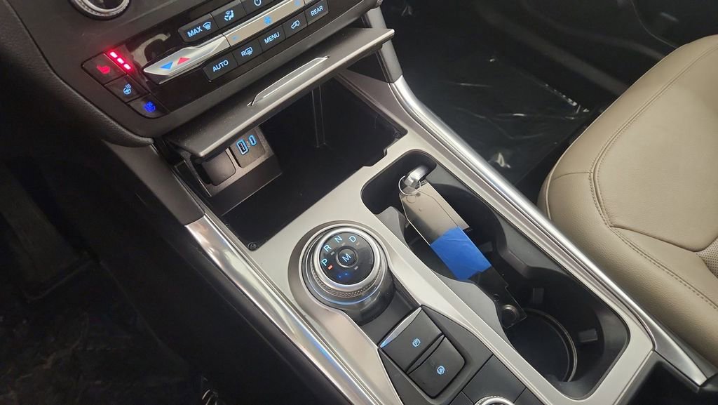 Certified 2020 Ford Explorer Limited w/ Class III Trailer Tow Package image 32