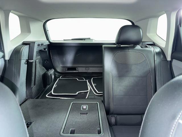 Used 2023 Volkswagen Taos SE image 12