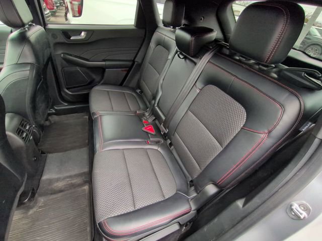 Certified 2023 Ford Escape ST-Line Select w/ Tech Pack #2 AWD/4WD image 16