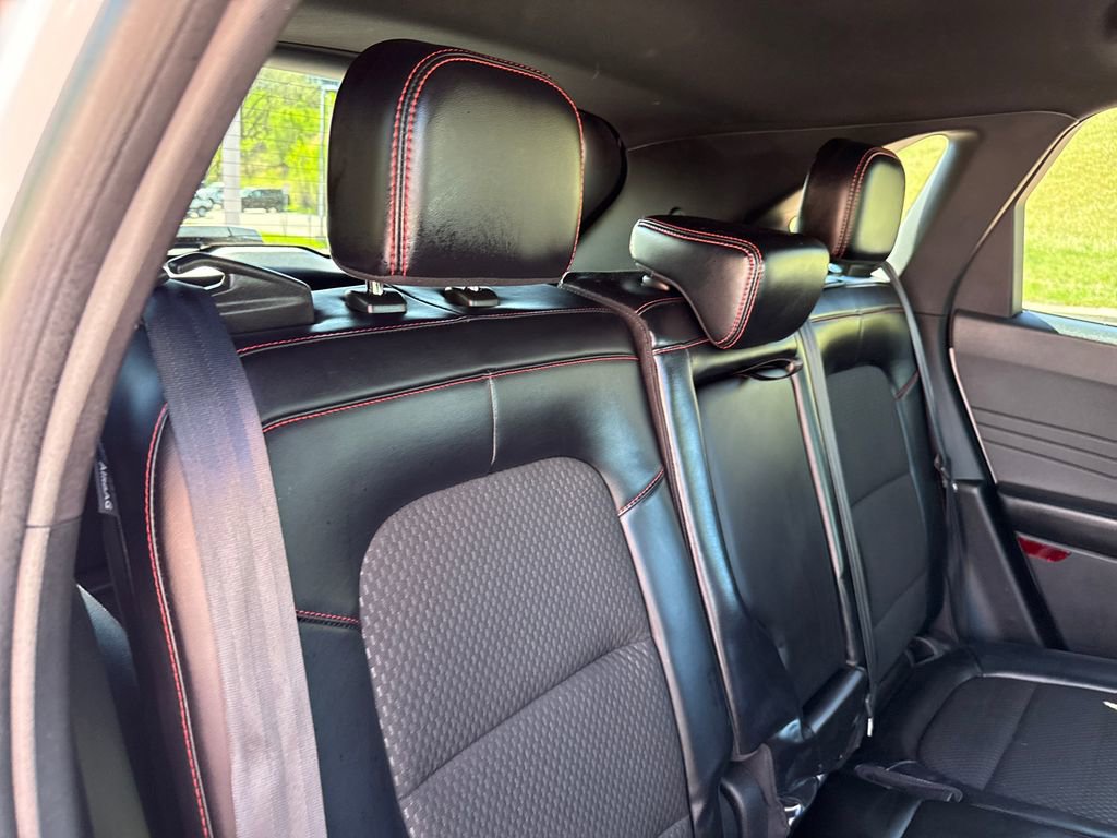 Certified 2023 Ford Escape ST-Line AWD/4WD image 24