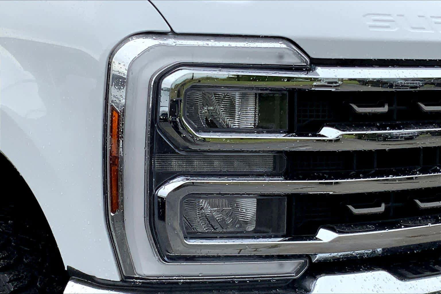Certified 2024 Ford F350 King Ranch w/ Tremor Off-Road Package AWD/4WD image 24