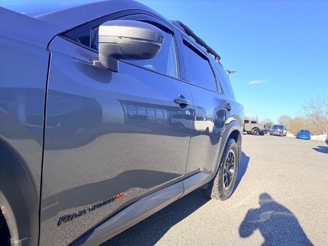 Used 2025 Nissan Pathfinder Rock Creek image 5