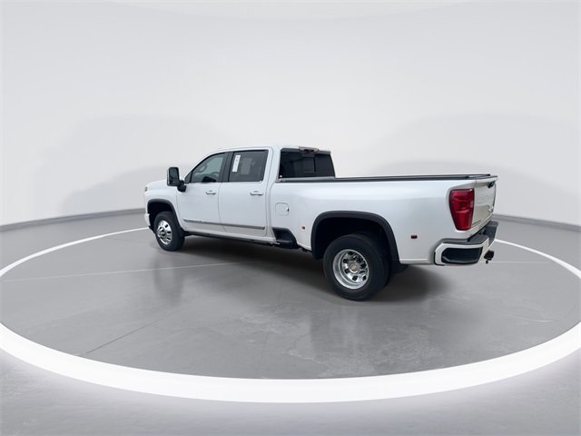 Used 2024 Chevrolet Silverado 3500 High Country w/ High Country Premium Package image 4