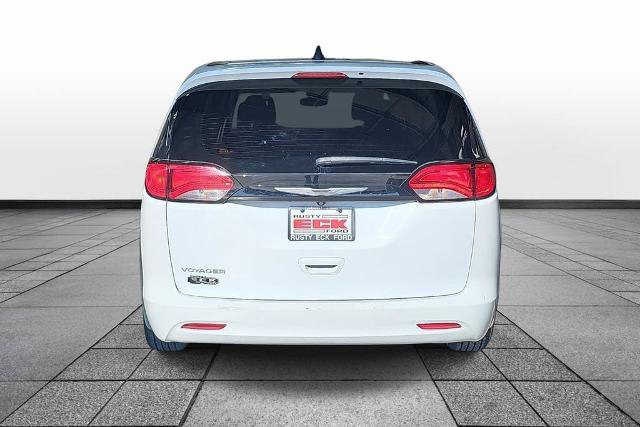 Used 2023 Chrysler Voyager LX FWD image 6