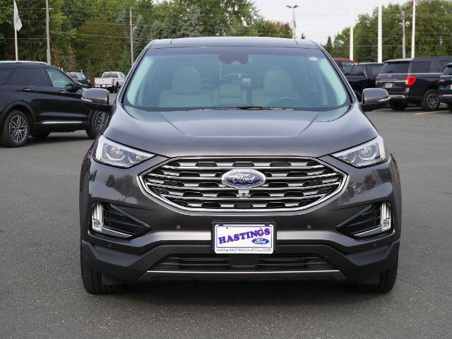 Certified 2019 Ford Edge Titanium w/ Equipment Group 301A AWD/4WD image 8