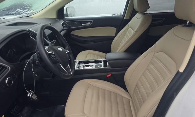 Certified 2024 Ford Edge SEL w/ Convenience Package image 4