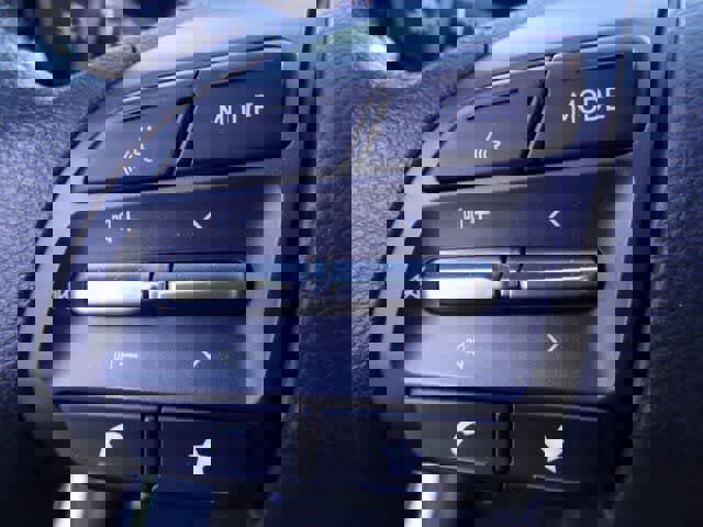 Used 2022 Hyundai Kona SEL image 16