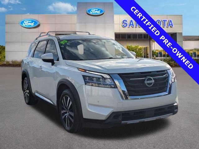 Used 2023 Nissan Pathfinder Platinum image 6