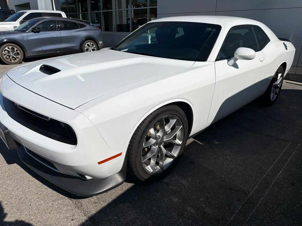 Used 2023 Dodge Challenger GT RWD image 3