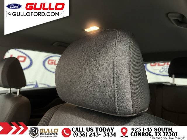 Used 2019 Hyundai Santa Fe SE FWD image 17