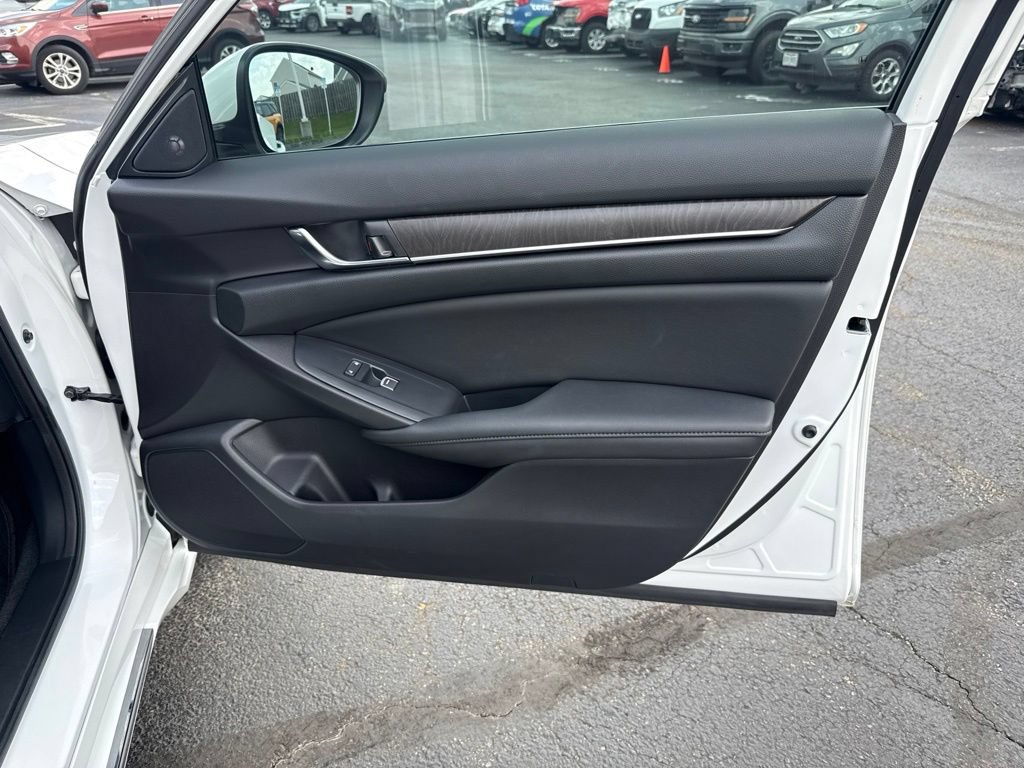 Used 2020 Honda Accord EX-L image 32