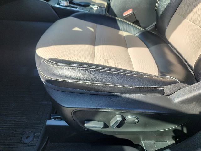 Certified 2022 Ford Escape Titanium w/ Titanium Elite Package image 23