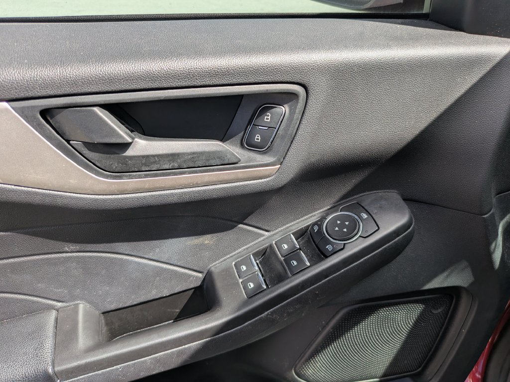 Certified 2022 Ford Escape SE w/ SE Sport Appearance Package FWD image 22