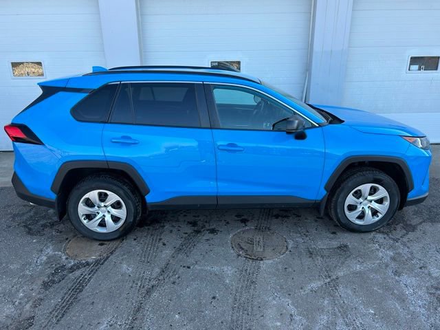 Used 2021 Toyota RAV4 LE image 6