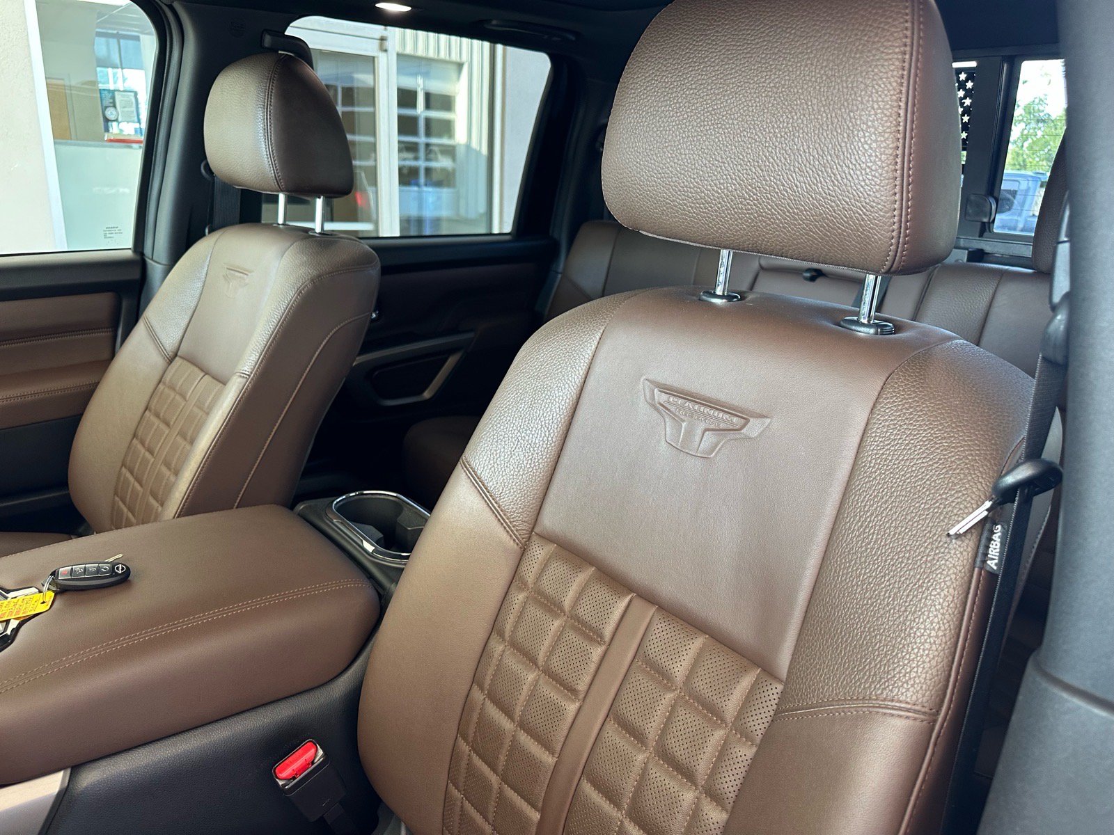 Used 2023 Nissan Titan Platinum Reserve w/ Moonroof Package AWD/4WD image 19