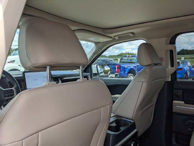 Certified 2022 Ford Expedition Limited AWD/4WD image 20