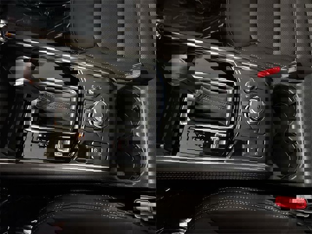 Used 2025 MAZDA CX-5 Signature image 12