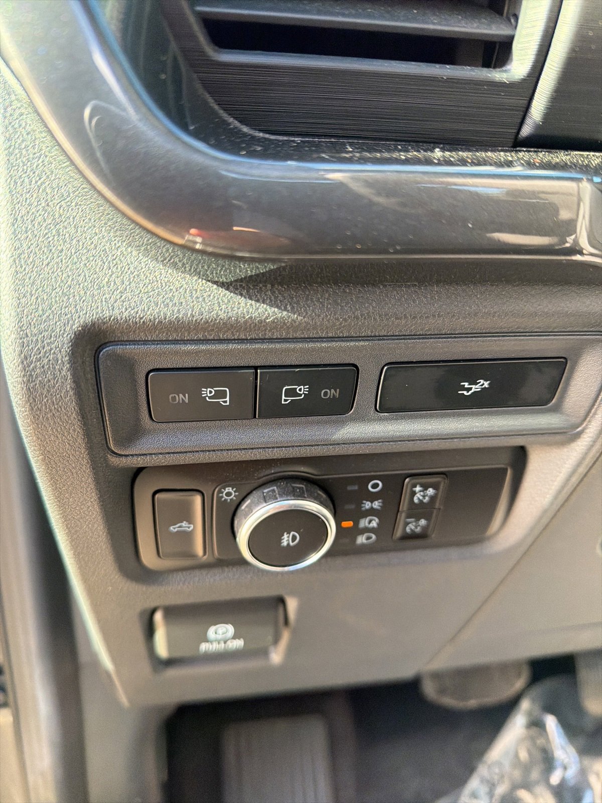 Certified 2023 Ford F150 XLT w/ Equipment Group 302A High image 16