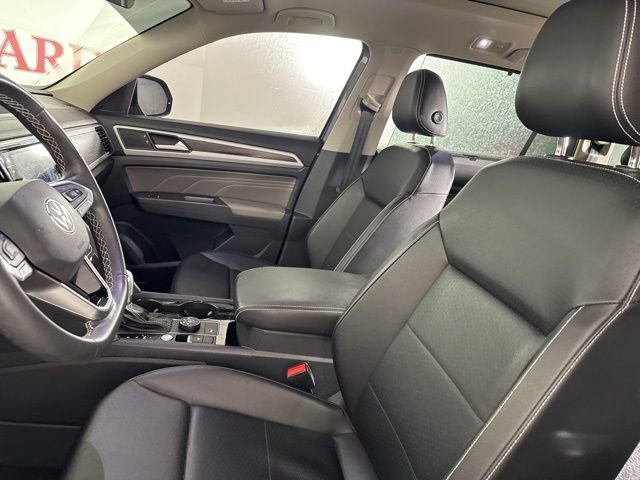 Used 2023 Volkswagen Atlas SE w/ Panoramic Sunroof Package image 11