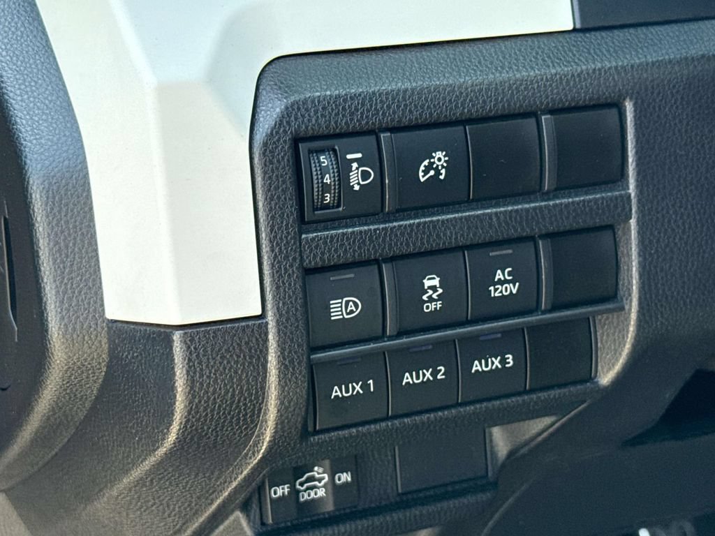 Used 2024 Toyota Tacoma TRD Sport AWD/4WD image 26