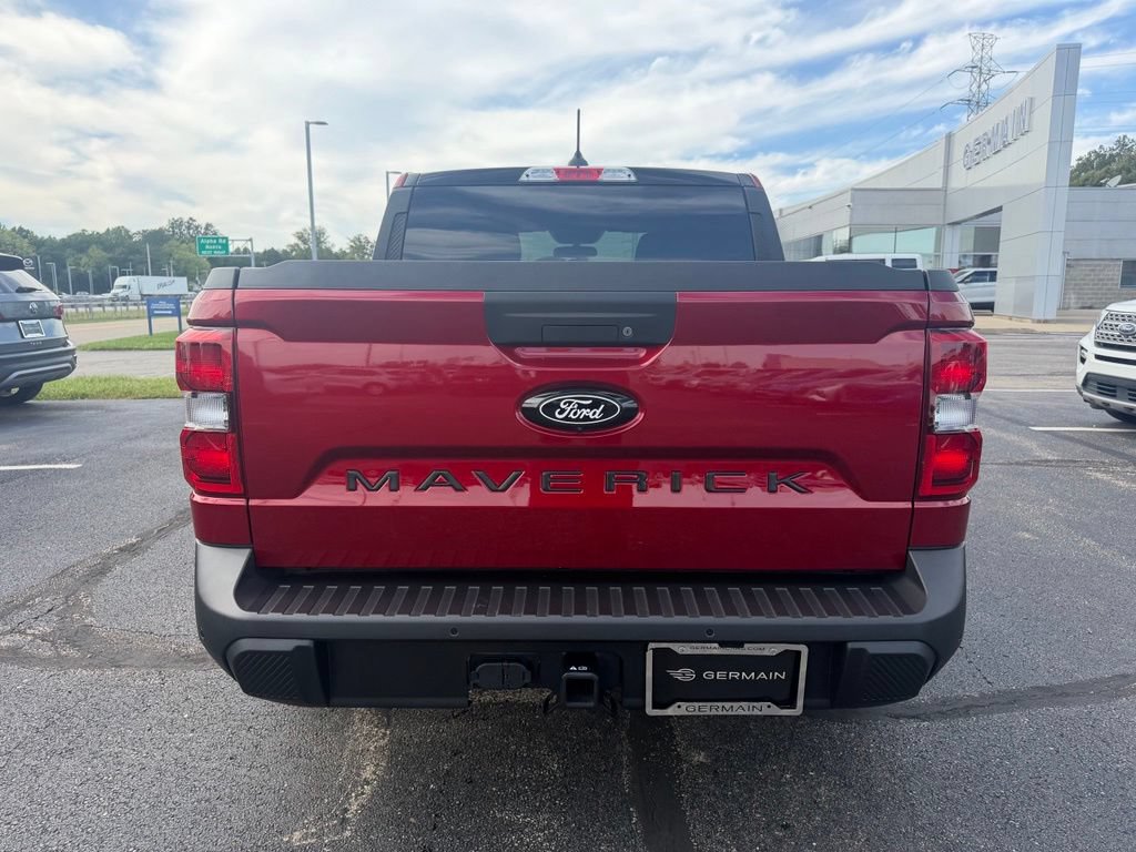 Certified 2025 Ford Maverick XLT w/ Black Appearance Package AWD/4WD image 7