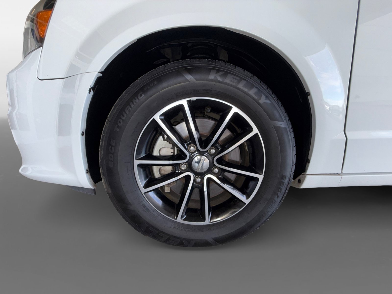 Used 2018 Dodge Grand Caravan GT FWD image 20