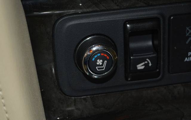 Used 2018 INFINITI QX80 4WD w/ Deluxe Technology Package image 21