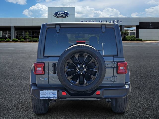 Used 2021 Jeep Wrangler Unlimited Sahara image 4