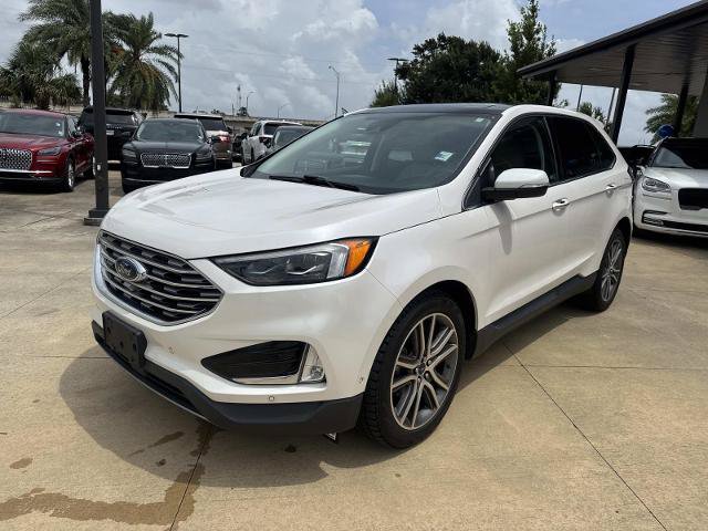 Certified 2019 Ford Edge Titanium w/ Equipment Group 301A FWD image 4