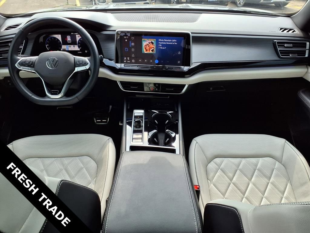 Used 2024 Volkswagen Atlas Cross Sport SEL Premium R-Line AWD/4WD image 9