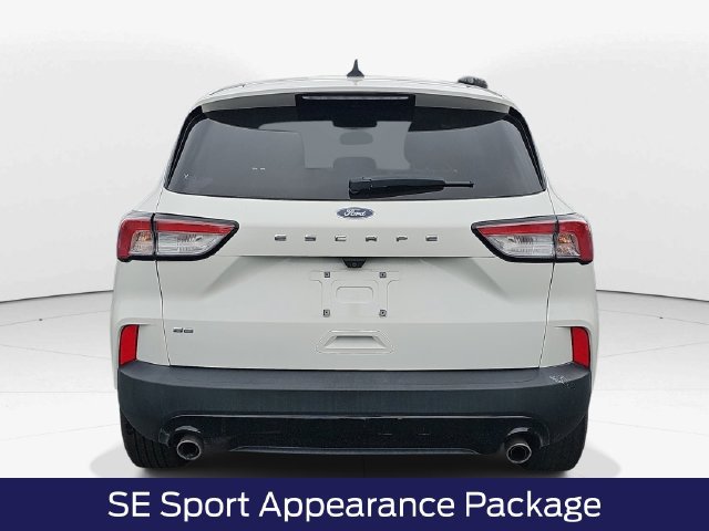 Certified 2022 Ford Escape SE w/ SE Sport Appearance Package FWD image 5