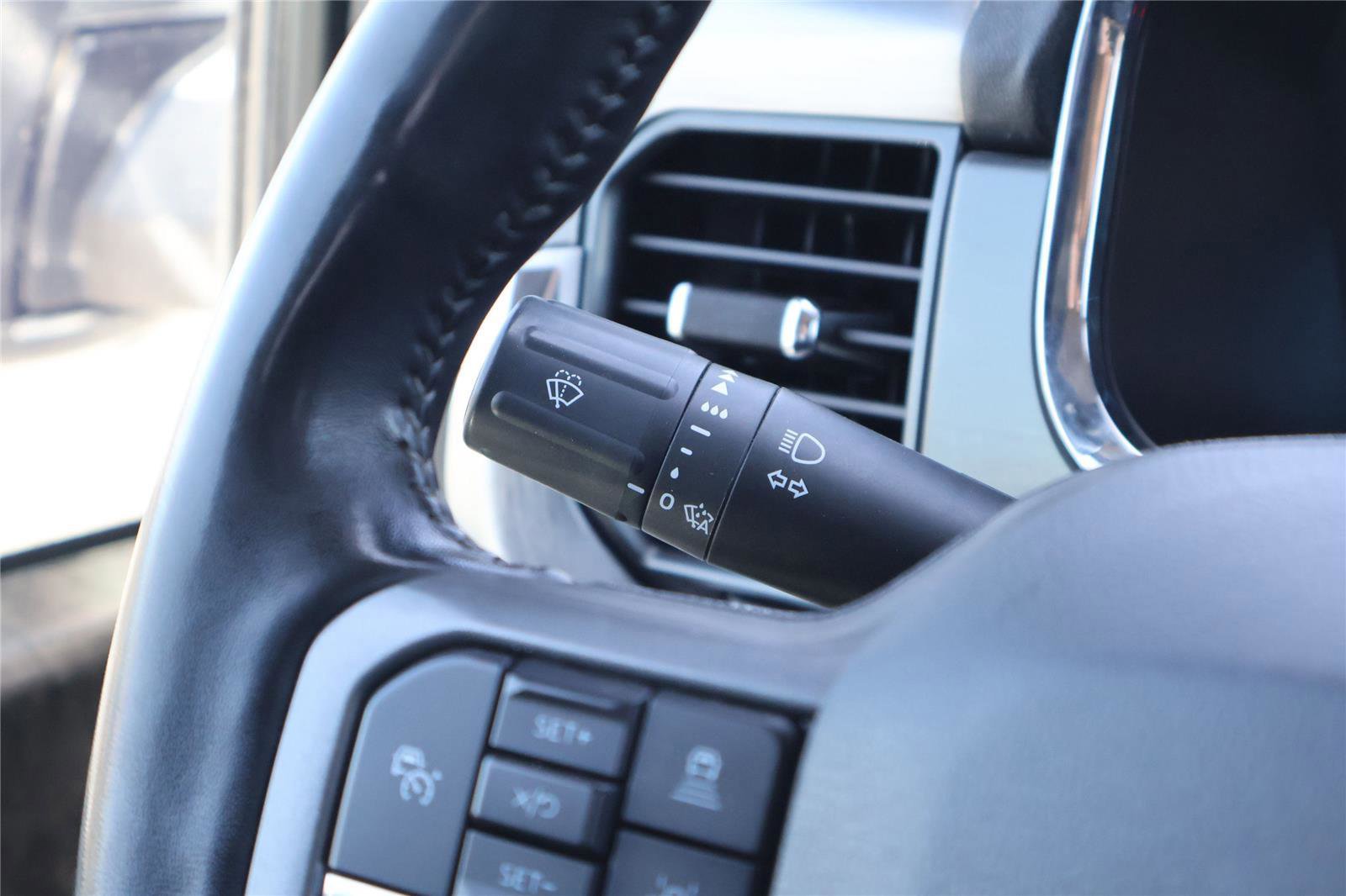 Certified 2021 Ford F150 Lariat image 19