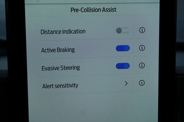 Certified 2022 Ford Explorer Limited w/ Limited Technology Package image 24