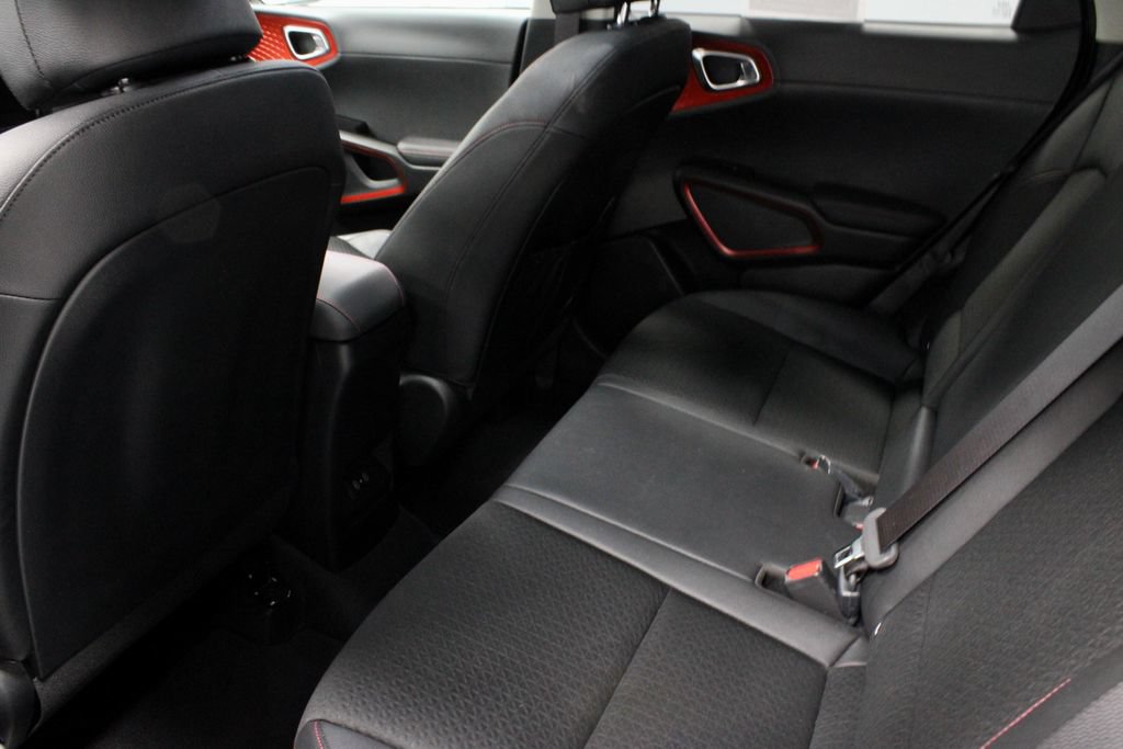 Used 2023 Kia Soul GT-Line FWD image 21