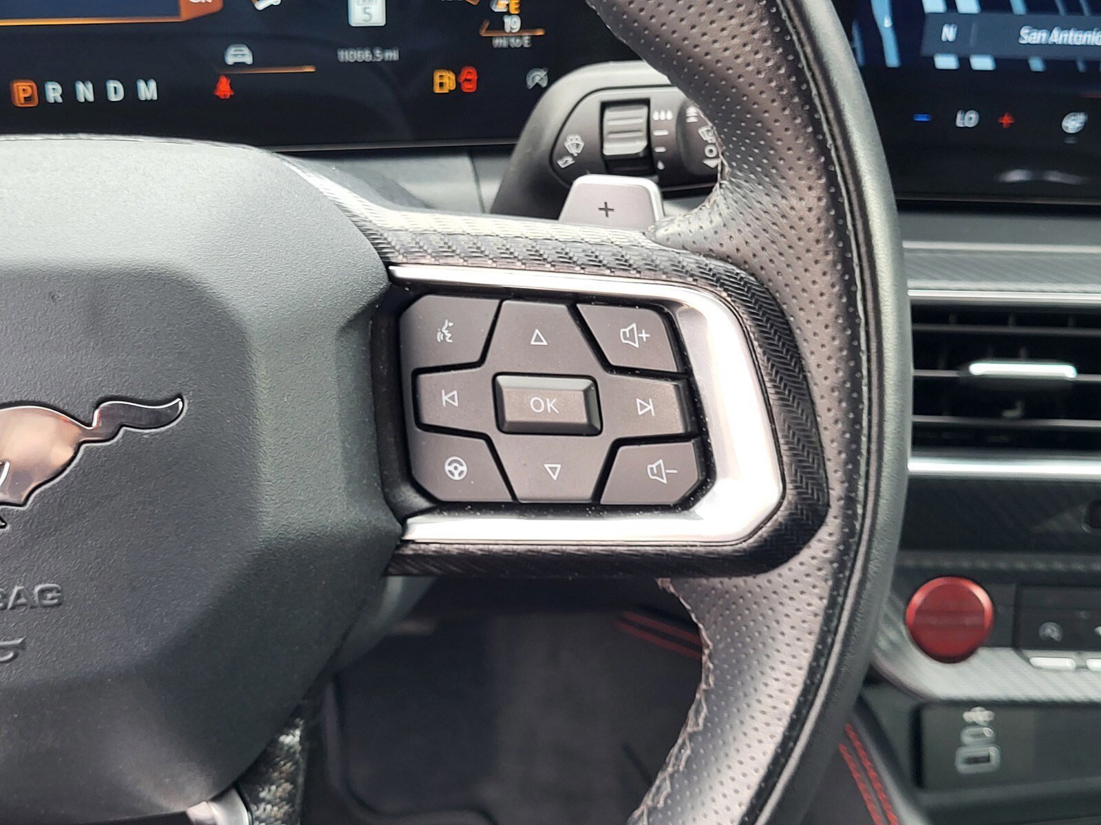 Certified 2025 Ford Mustang GT Premium image 28