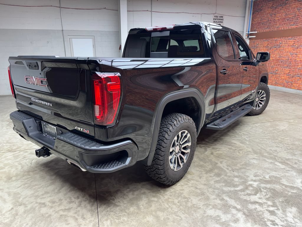 Used 2023 GMC Sierra 1500 AT4 w/ AT4 Premium Package AWD/4WD image 6