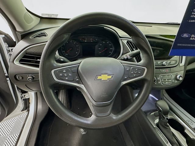 Used 2023 Chevrolet Malibu LT image 17