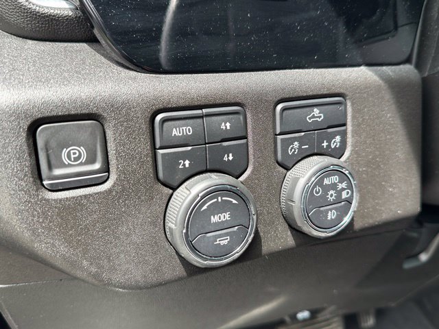 Used 2024 Chevrolet Silverado 1500 RST AWD/4WD image 18