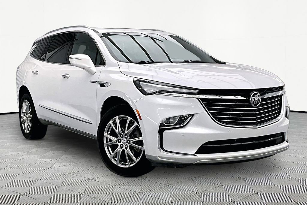 Used 2024 Buick Enclave Essence w/ Experience Buick Package AWD/4WD image 12