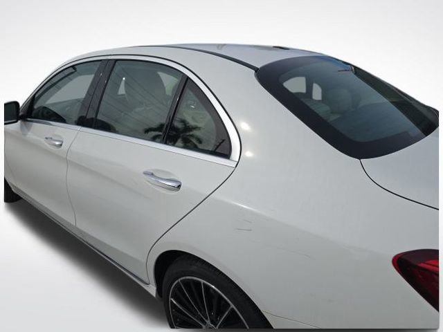Used 2021 Mercedes-Benz C 300 Sedan image 3