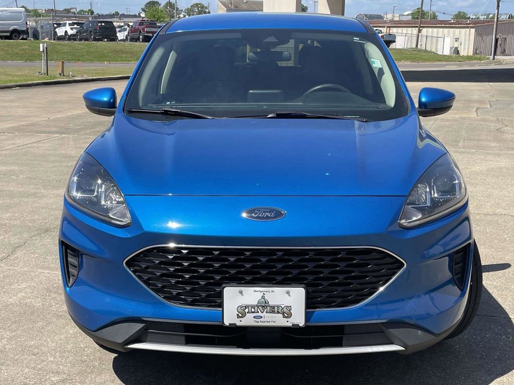 Certified 2020 Ford Escape SE image 8