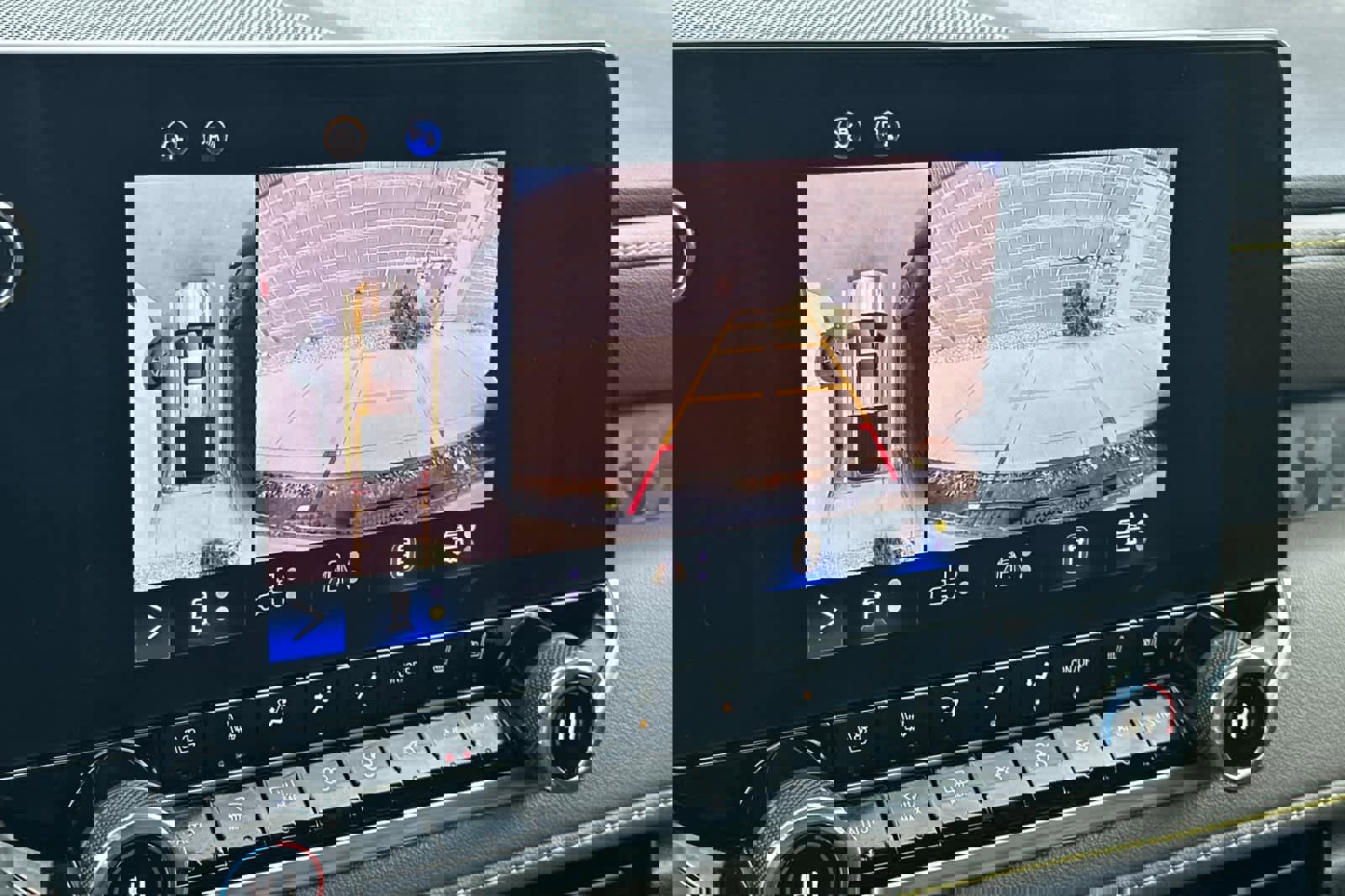 Used 2024 Chevrolet Colorado ZR2 w/ ZR2 Convenience Package III image 18