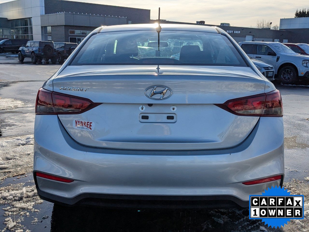 Used 2022 Hyundai Accent SE image 4