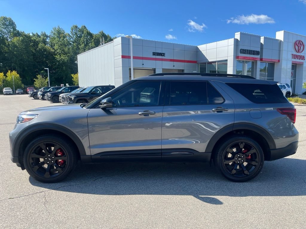 Certified 2023 Ford Explorer ST w/ Equipment Group 401A AWD/4WD image 3