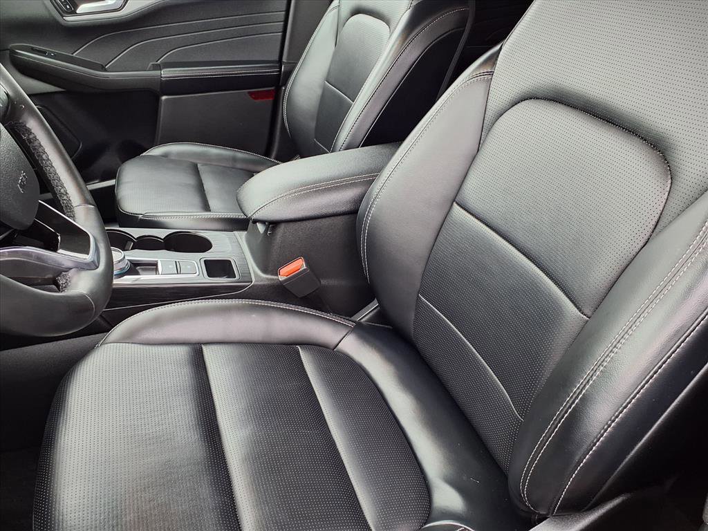 Certified 2023 Ford Escape Platinum image 6