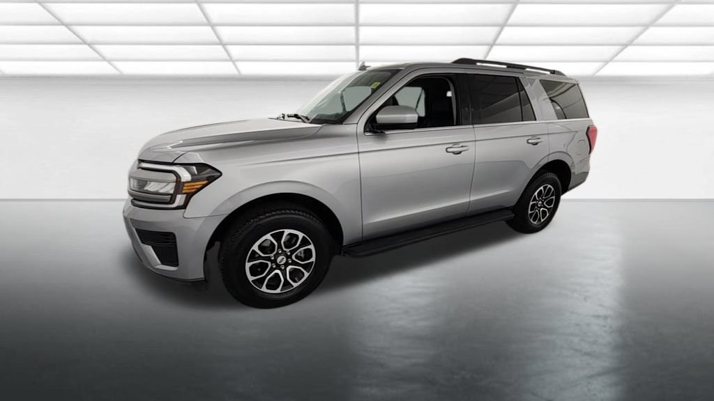 Certified 2024 Ford Expedition XLT AWD/4WD image 4