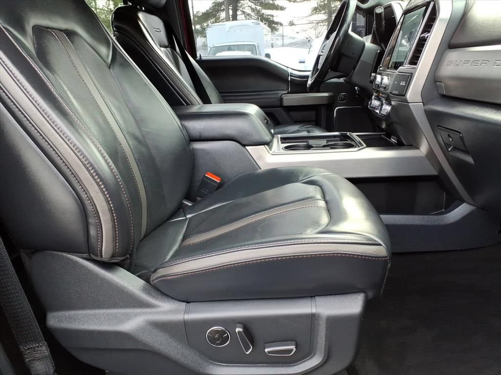 Certified 2022 Ford F450 Platinum w/ FX4 Off-Road Package AWD/4WD image 8