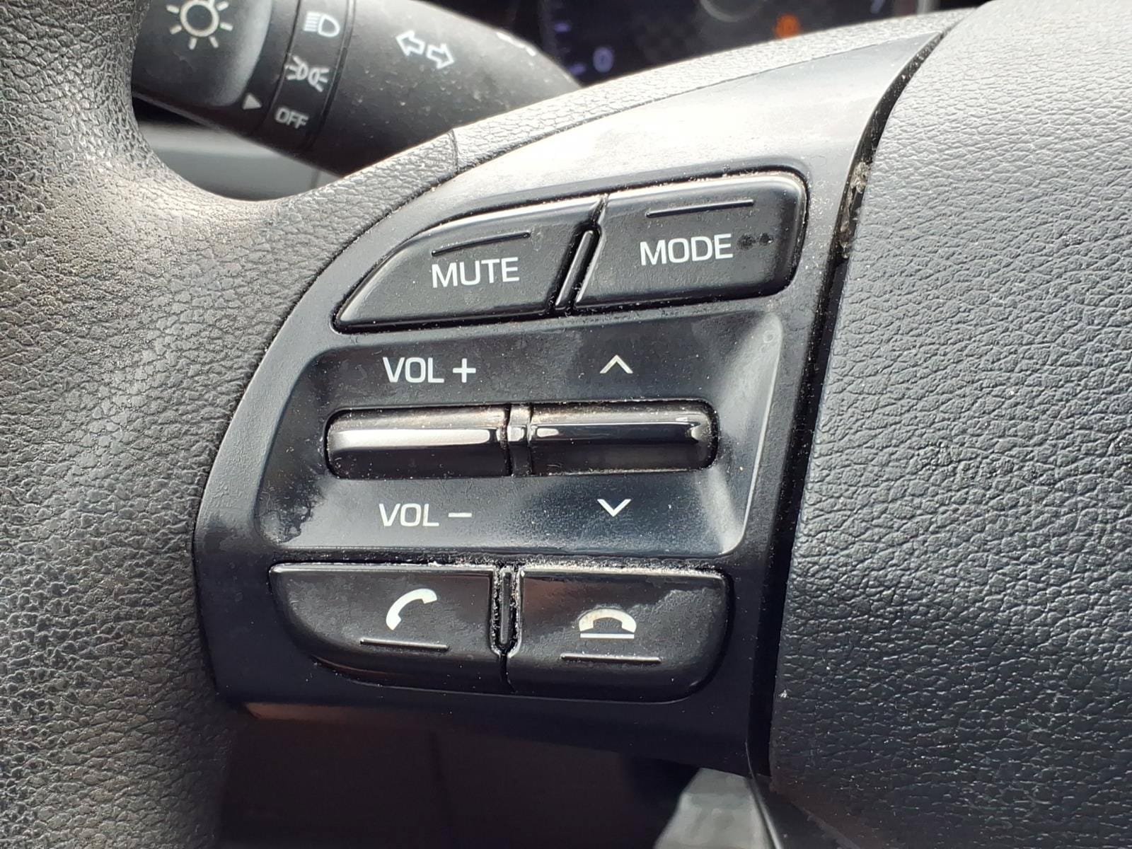 Used 2019 Hyundai Elantra SE w/ Cargo Package FWD image 20