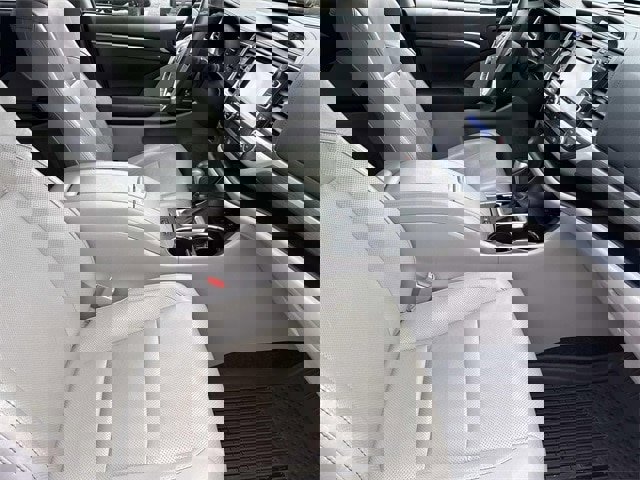 Used 2019 Toyota Highlander Limited image 26