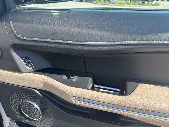 Certified 2024 Ford Expedition Limited image 39